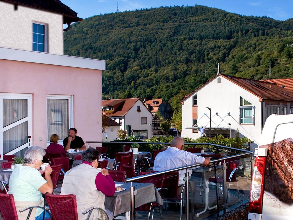 Gaestehaus Eschers Eiswerk Annweiler am Trifels Szoba fotó