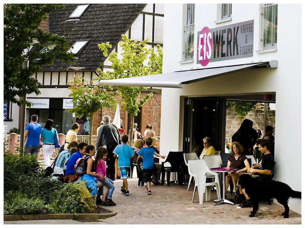 Gaestehaus Eschers Eiswerk Annweiler am Trifels Kültér fotó